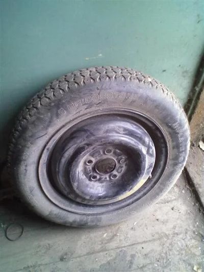Лот: 1038458. Фото: 1. Запасное колесо!. Другое (автозапчасти)