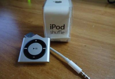 Лот: 6633913. Фото: 1. продам ipod shuffle. Плееры