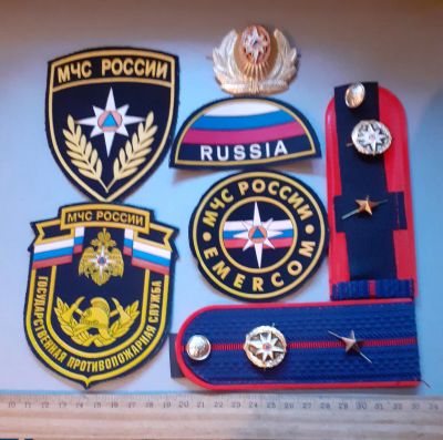 Лот: 25777921. Фото: 1. погоны+шевроны МЧС РФ,лотом,подборка... Спортивная символика и атрибутика