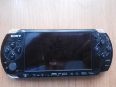 Лот: 8105823. Фото: 1. Игровая приставка Sony PSP 3008... Игровые приставки, консоли