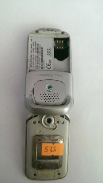 Лот: 6517592. Фото: 1. Сотовый телефон sony ericsson... Кнопочные мобильные телефоны