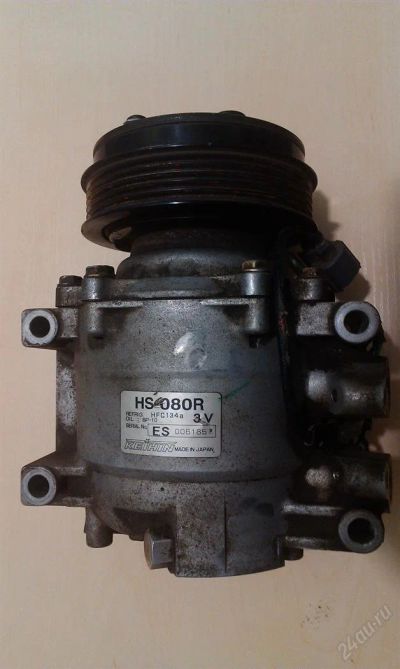 Лот: 3857403. Фото: 1. Honda Fit компрессор кондиционера. Двигатель и элементы двигателя