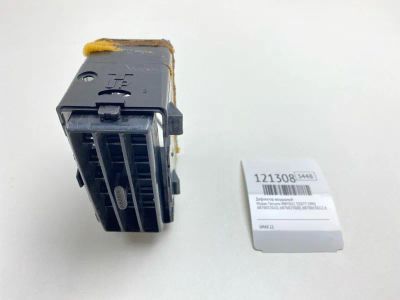 Лот: 25747682. Фото: 1. Дефлектор воздушный Nissan Terrano... Двигатель и элементы двигателя