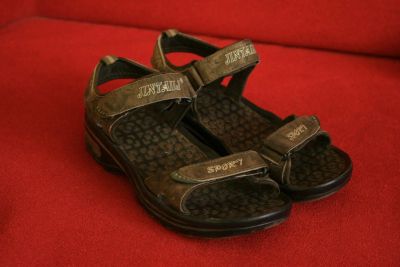 Лот: 3682092. Фото: 1. Женские спортивные сандалии. Сандалии