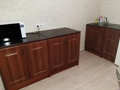 Лот: 15988922. Фото: 1. Кухонный гарнитур со смесителем... Кухонные гарнитуры