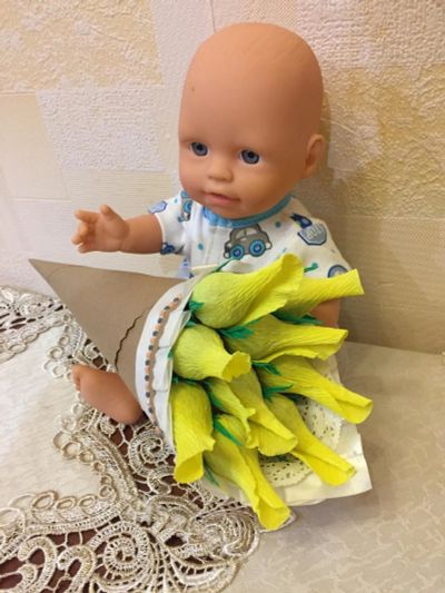 Лот: 11133242. Фото: 1. Букетик из конфет. Жёлтые розочки... Букеты из конфет, игрушек