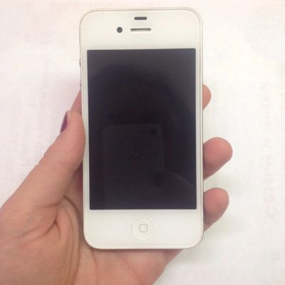 Лот: 6754979. Фото: 1. Iphone 4 16 gb white. Смартфоны