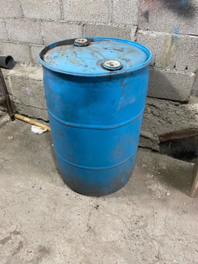 Лот: 20550692. Фото: 1. Бочка полиэтиленовая 227л б/у. Баки, ёмкости