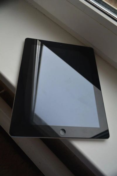 Лот: 10504481. Фото: 1. Apple iPad 2 64GB Wi-Fi+3G Black. Планшеты