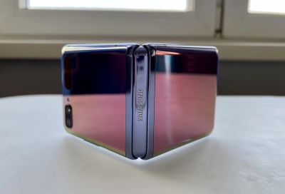 Лот: 18664134. Фото: 1. Samsung galaxy z flip. Смартфоны