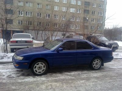 Лот: 1643444. Фото: 1. Toyota Vista 1993,2литра. Автомобили