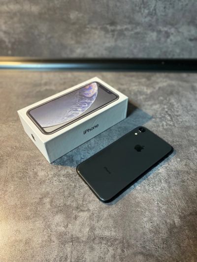 Лот: 19546762. Фото: 1. iPhone XR 64Gb Black. В идеальном... Смартфоны