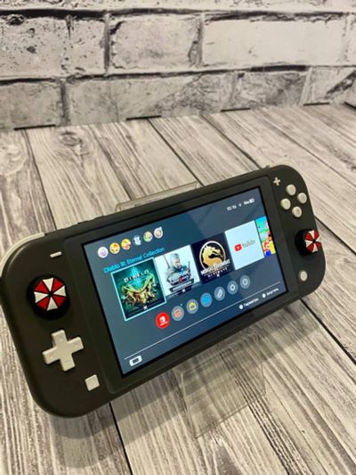 Лот: 22151769. Фото: 1. Игровая приставка Nintendo Switch... Игровые приставки, консоли