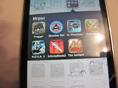 Лот: 1439828. Фото: 1. iPhone 3Gs 16gb Офииальный (работает... Смартфоны
