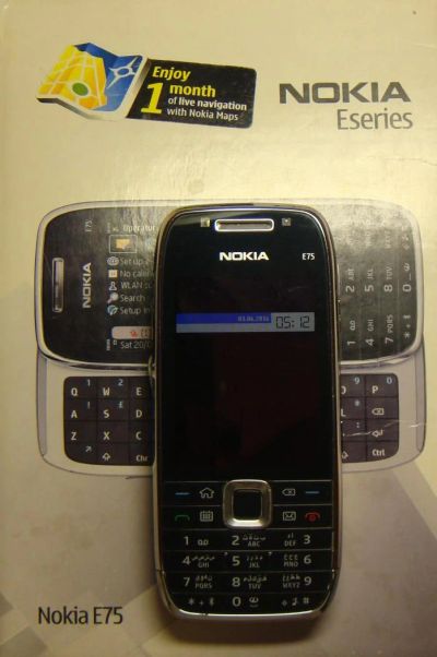 Лот: 7642654. Фото: 1. Nokia E75 (комплект). Смартфоны