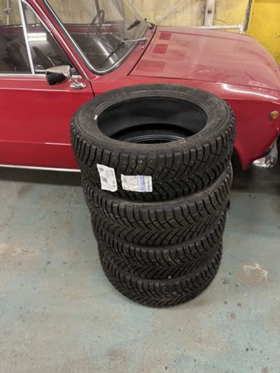 Лот: 19673542. Фото: 1. Зимние шины Michelin X-Ice North... Шины