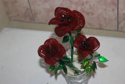 Лот: 3135047. Фото: 1. цветочки в горшочке из бисера... Сувенирные наборы