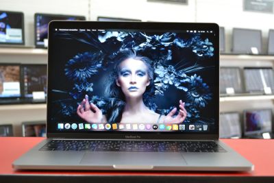 Лот: 15555337. Фото: 1. MacBook Pro 13-Inch 2017 Touch... Ноутбуки