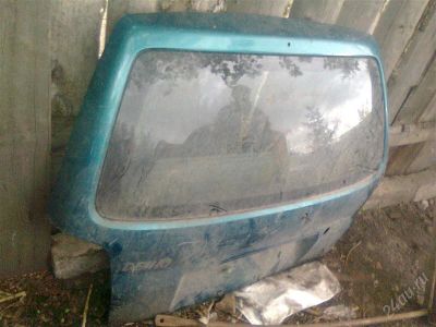 Лот: 1154935. Фото: 1. задняя дверь Mazda Demio. Кузов