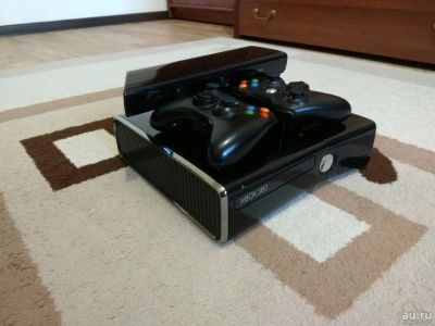 Лот: 13277438. Фото: 1. Xbox 360s. Игровые приставки, консоли