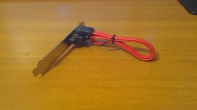 Лот: 6807978. Фото: 1. Планка E-SATA. Шлейфы, кабели, переходники