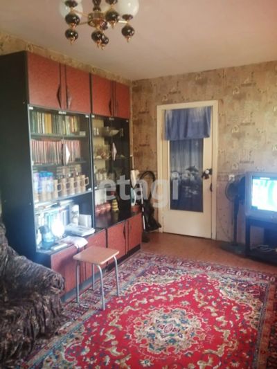 Лот: 20363964. Фото: 1. Продам 4-комн. кв. 64.5 кв.м... Квартиры, студии