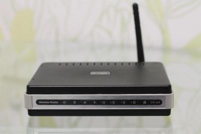 Лот: 3407067. Фото: 1. Роутер Dlink DIR-320. WiFi, Bluetooth адаптеры