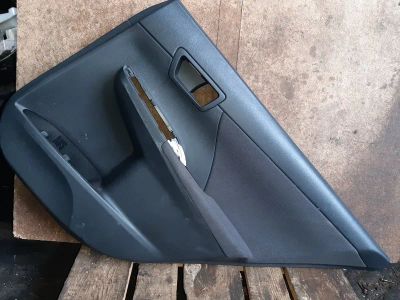 Лот: 21411293. Фото: 1. обшивка двери Toyota Camry AVV50... Двигатель и элементы двигателя