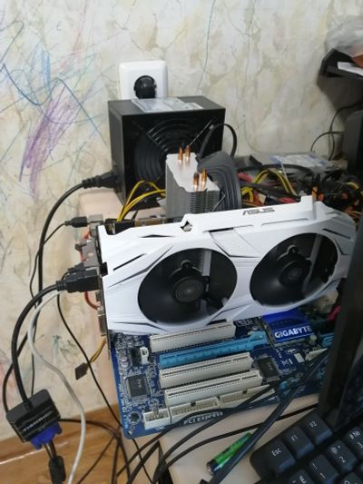 Лот: 17857008. Фото: 1. 1070 8гб Asus dual. Видеокарты
