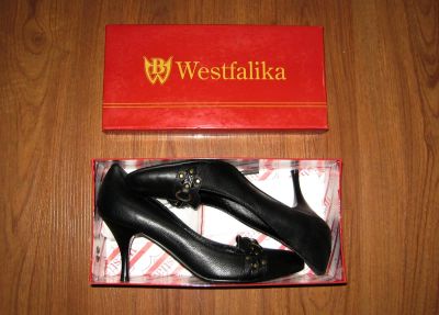 Лот: 3866764. Фото: 1. Новые туфли "Вестфалика", р. 39... Туфли