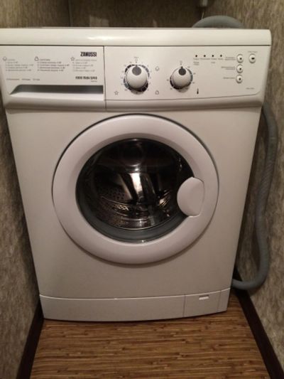 Лот: 6715519. Фото: 1. Стиральная машинка Zanussi ZWS... Стиральные машины