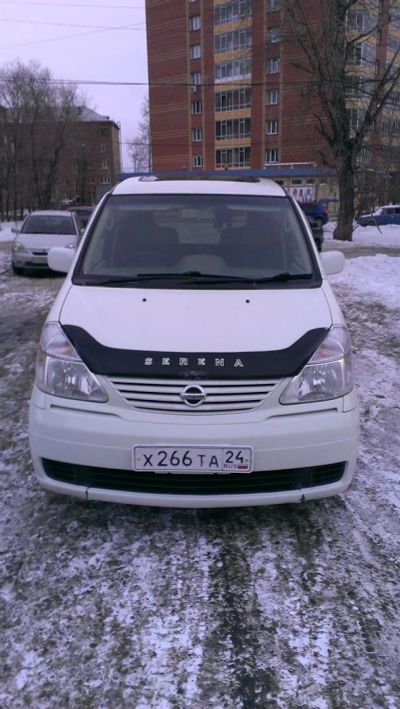 Лот: 3640246. Фото: 1. Nissan serena 2003 года,отличный... Автомобили