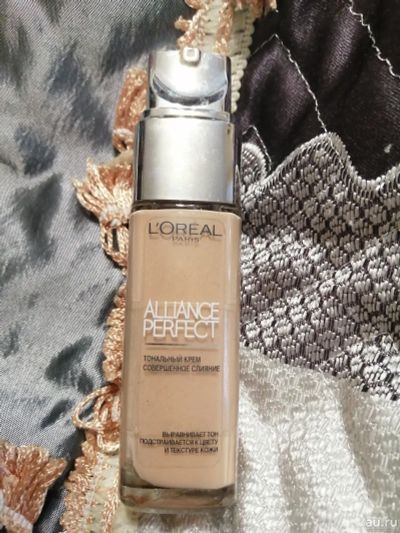 Лот: 14908237. Фото: 1. L'oreal. Тональный крем /тональная... Макияж
