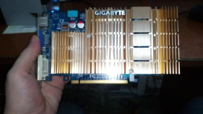 Лот: 10991869. Фото: 1. Видеокарта Gygabyte GV-NX85T256H... Видеокарты