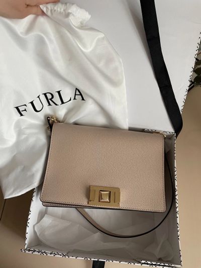 Лот: 17612829. Фото: 1. Сумка Furla Mimi большая , оригинал... Сумки