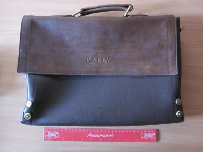 Лот: 3252836. Фото: 1. Сумка BALLY (под документы). Сумки
