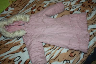 Лот: 3237484. Фото: 1. Пальто для девочки. Верхняя одежда