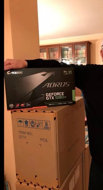 Лот: 10999297. Фото: 1. Видеокарта Gigabyte GTX 1080ti... Видеокарты