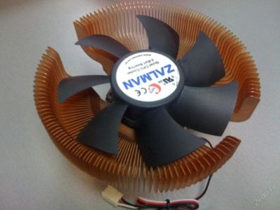 Лот: 102469. Фото: 1. Вентилятор Zalman CNPS7700. Системы охлаждения
