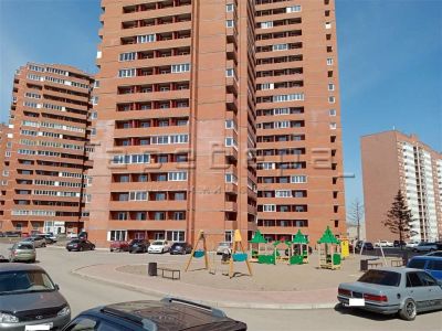 Лот: 20362134. Фото: 1. 1-комнатная квартира на ул. Калинина... Квартиры, студии