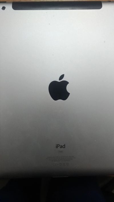 Лот: 11917054. Фото: 1. Ipad 2 16Gb wifi 3G залоченный... Планшеты