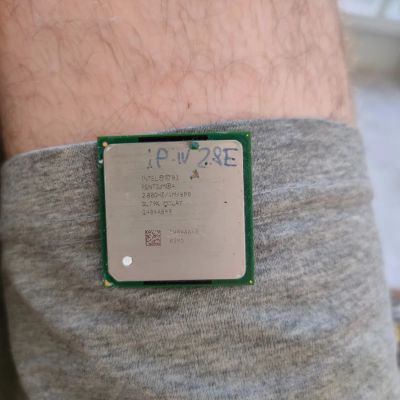 Лот: 20523017. Фото: 1. Процессор intel pentium 4 2,8... Процессоры