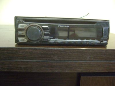Лот: 17830480. Фото: 1. Автомагнитола pioneer deh-1600ub. Автомагнитолы