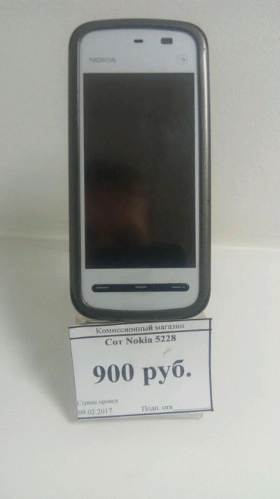 Лот: 9072140. Фото: 1. Nokia 5228. Смартфоны
