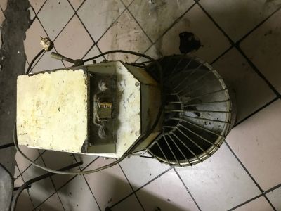 Лот: 13120438. Фото: 1. Продам тестомес с дежой на 8л... Пищевое