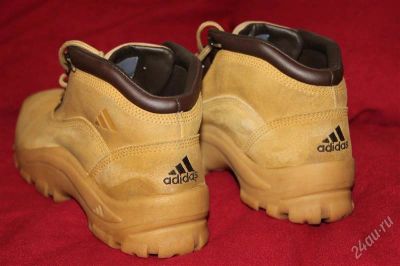 Лот: 2369359. Фото: 1. Ботинки "Adidas". Кеды, кроссовки, слипоны