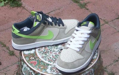 Лот: 780075. Фото: 1. новыа NIKE new york nyx dunk low... Кеды, кроссовки, слипоны