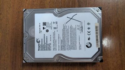 Лот: 25707851. Фото: 1. Жесткий диск 3.5" Seagate Desktop... Жёсткие диски (HDD)