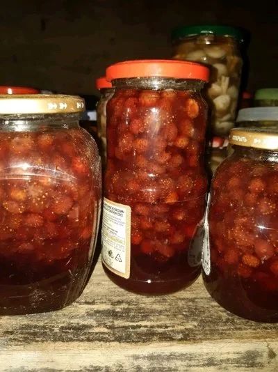 Лот: 14562328. Фото: 1. варенье из лесной клубники. Домашние заготовки