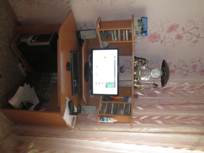 Лот: 5648328. Фото: 1. компьютерный стол. Компьютерные и письменные столы